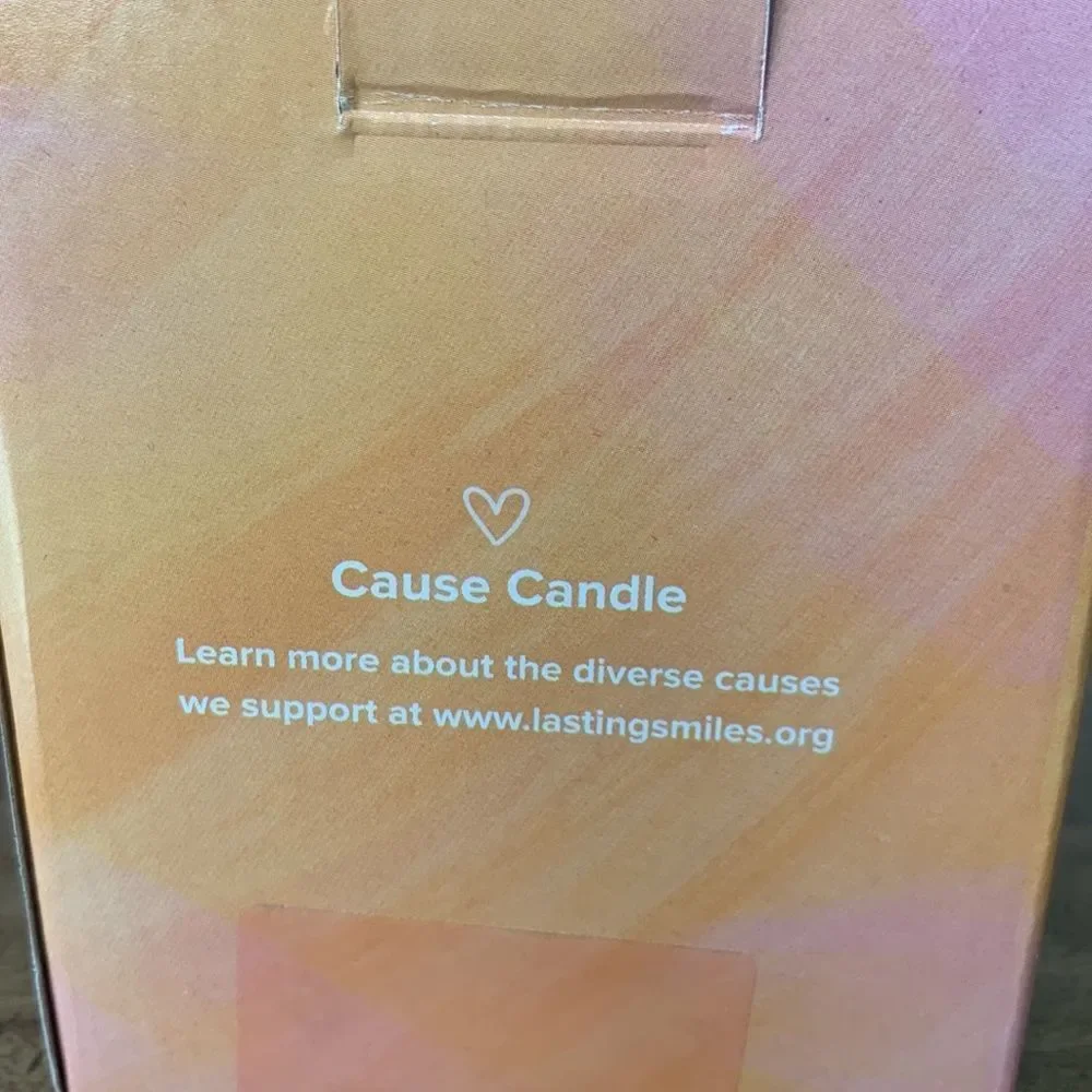 Lasting Smiles Cause Candle - Sea Salt Citrus Aromatherapy 6.8 oz - 50 hr